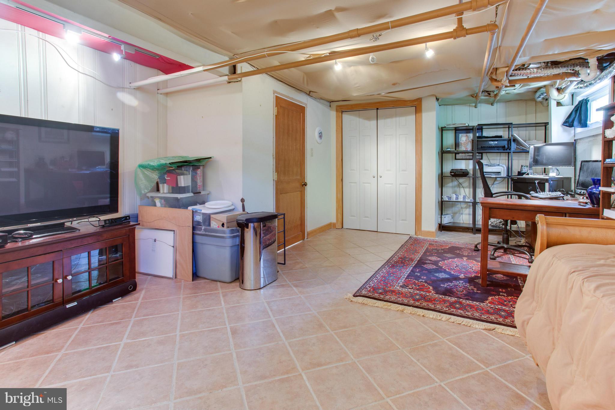 ROSEDALE PARK - Residential