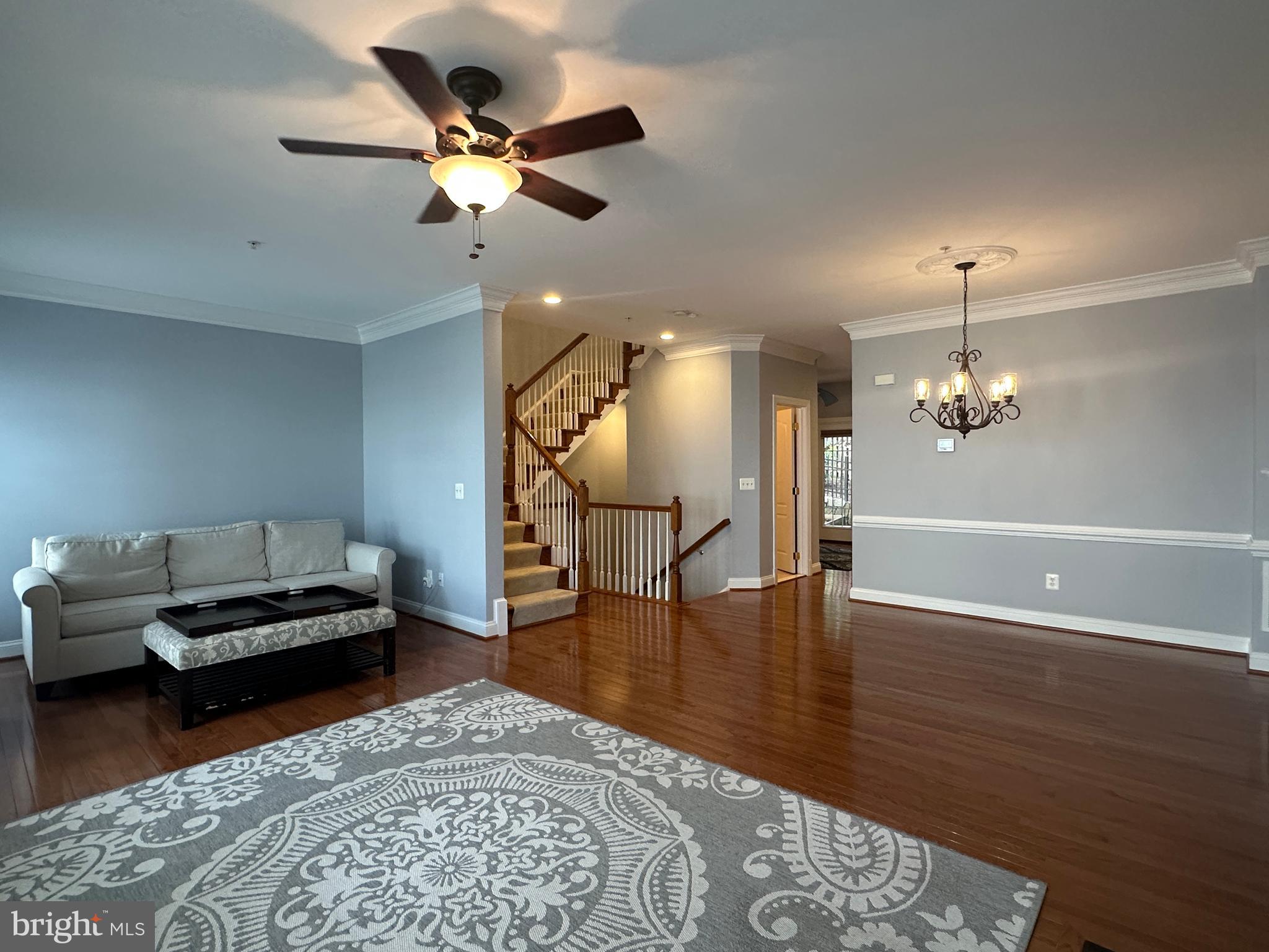 93 HERON LANE