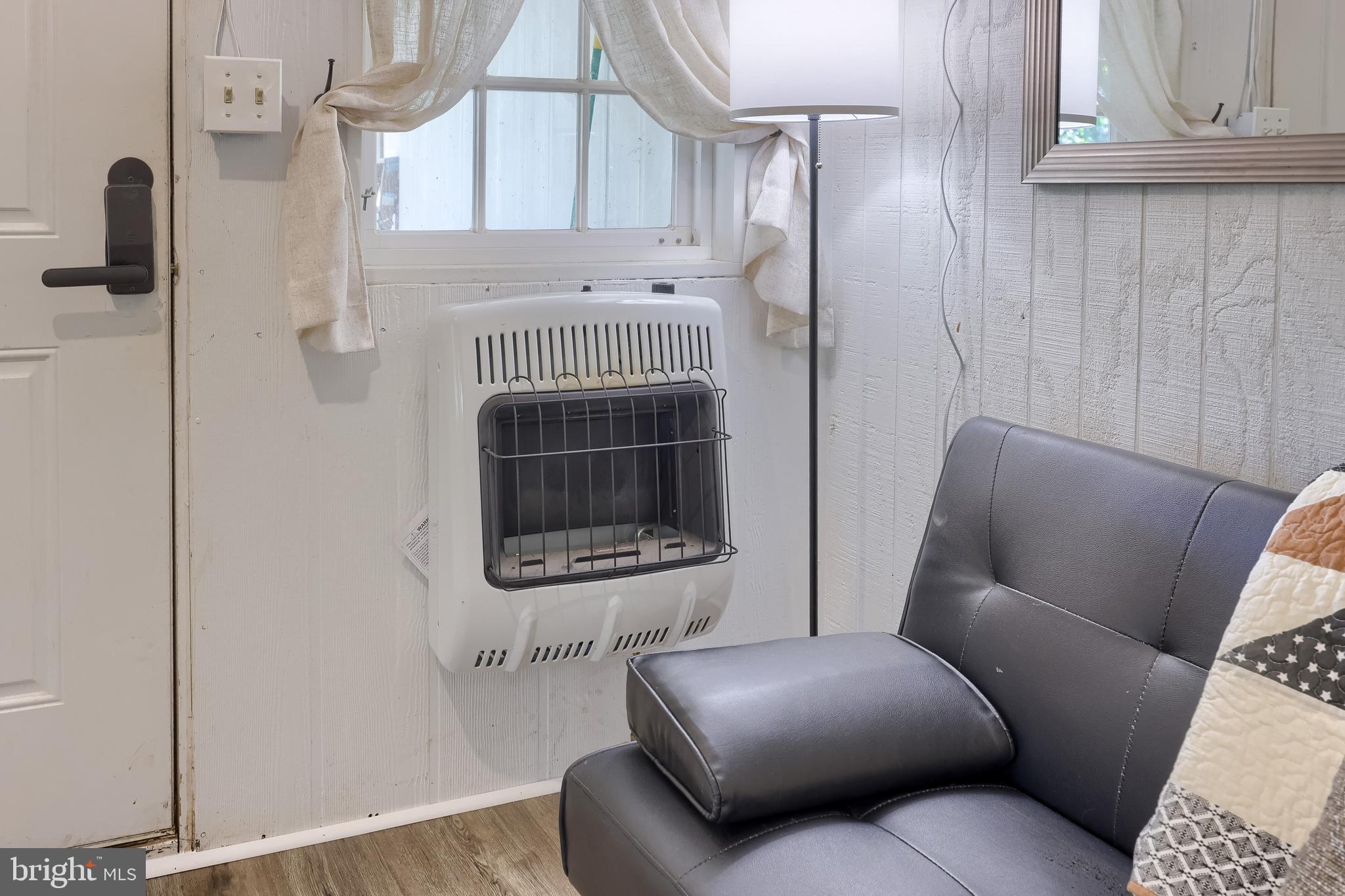 ROTHSVILLE - Residential