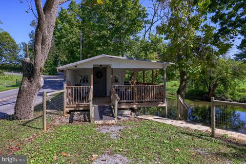 283 SKYVIEW LANE LITITZ PA 17543