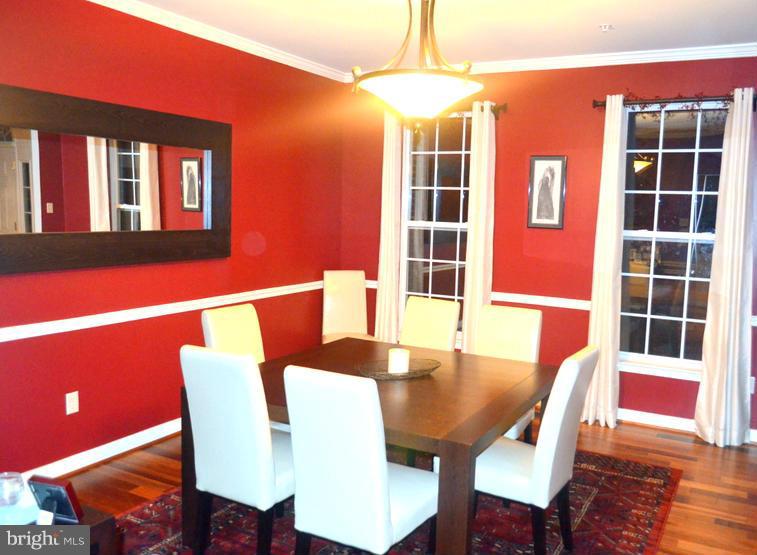 SUN VALLEY ESTATES - Residential