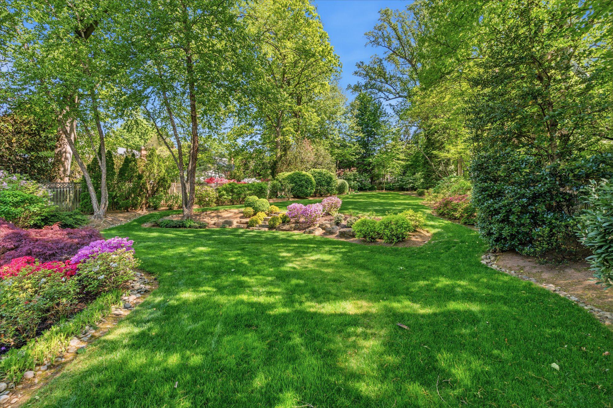 FOGGYS PASTURE - Residential