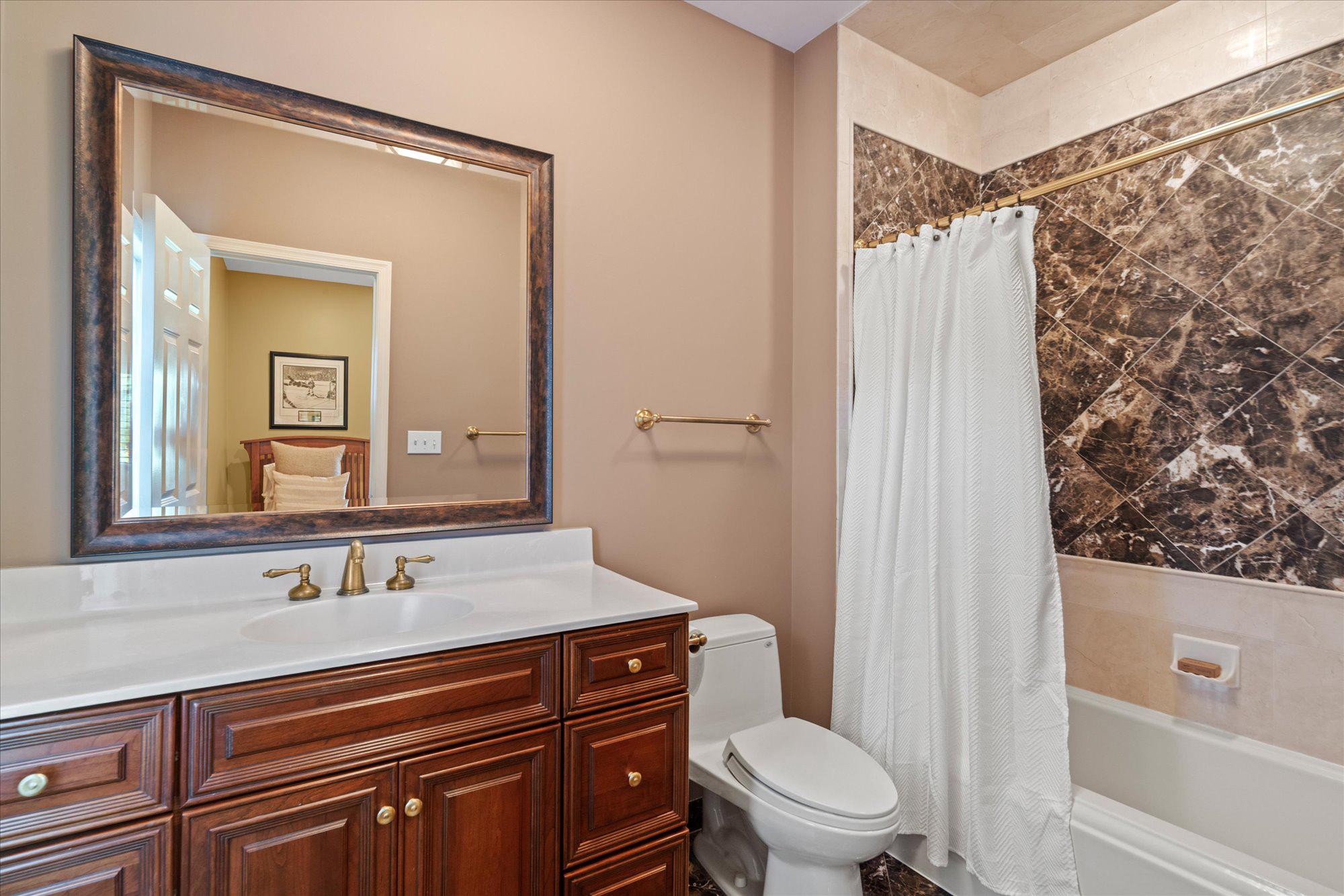 FOGGYS PASTURE - Residential