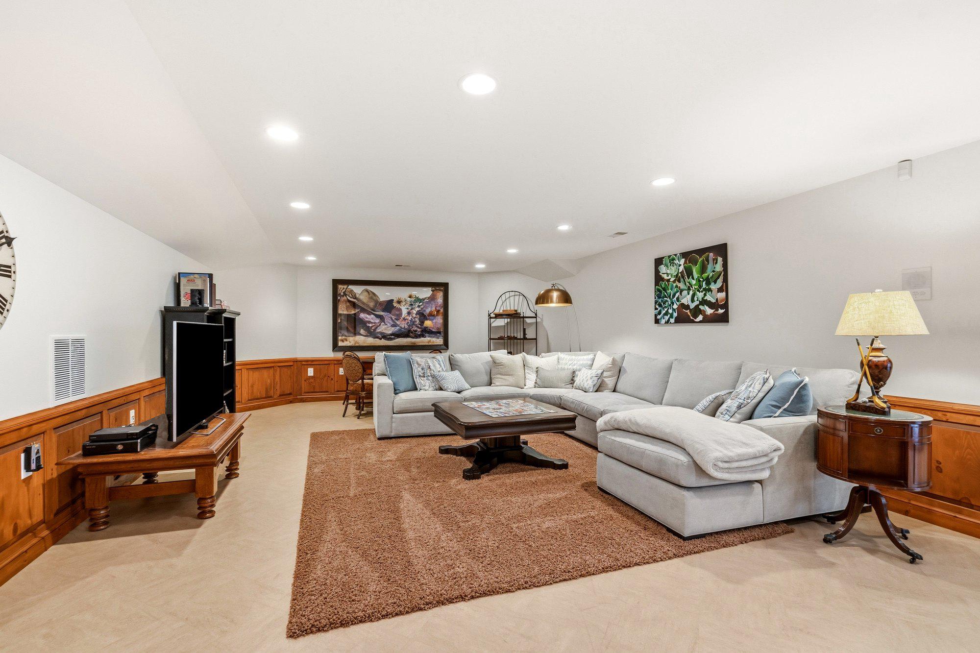 FOGGYS PASTURE - Residential