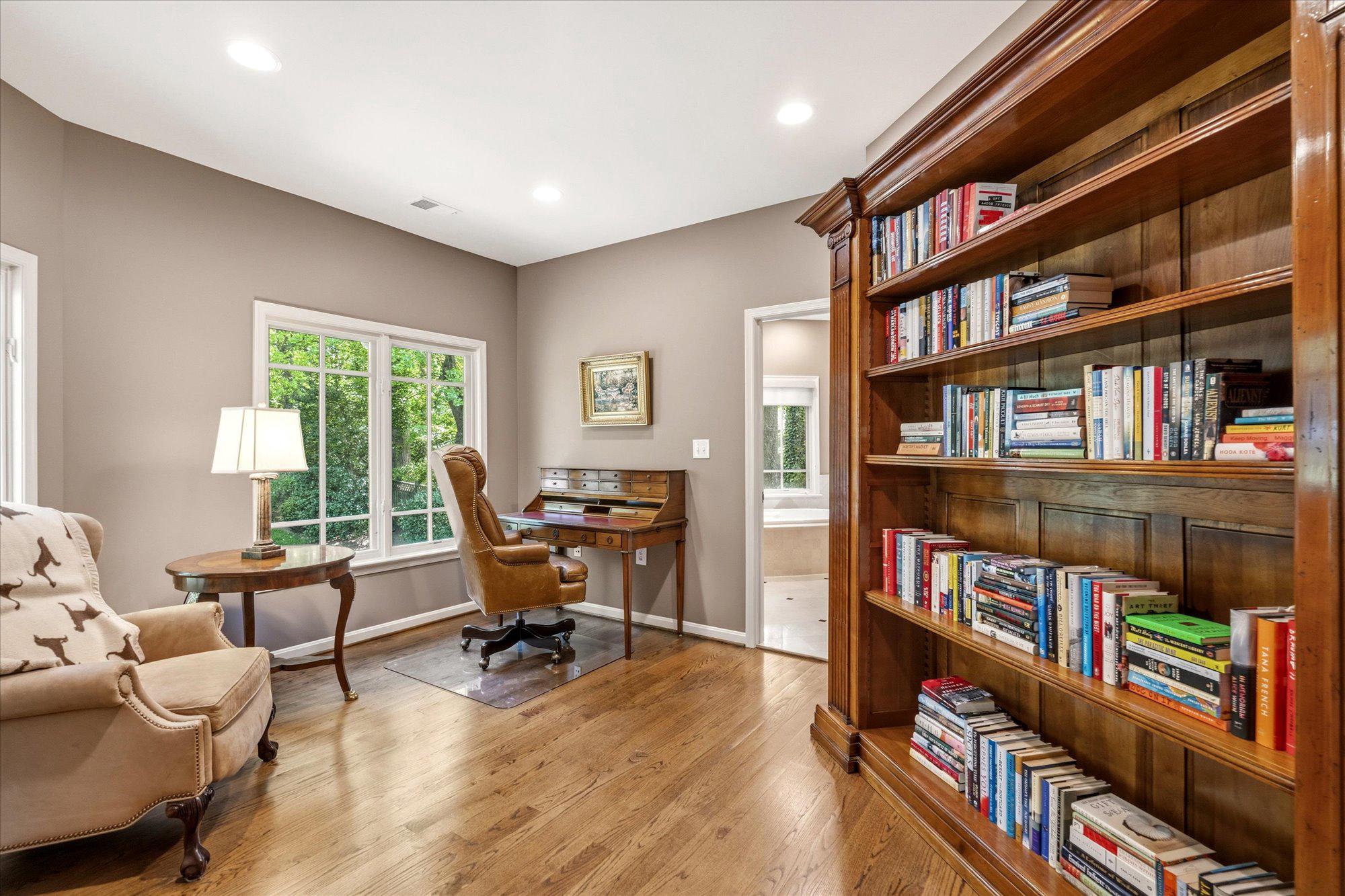 FOGGYS PASTURE - Residential