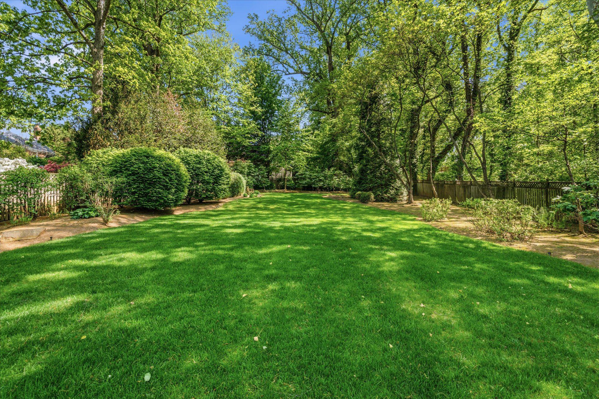 FOGGYS PASTURE - Residential