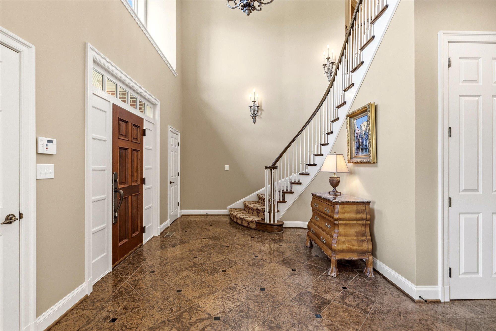 FOGGYS PASTURE - Residential