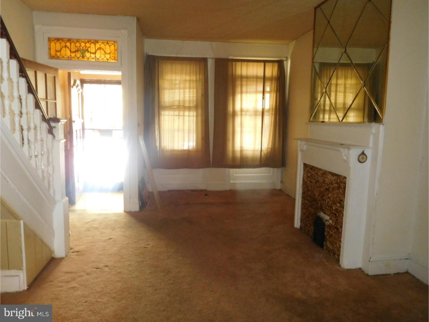 WALNUT HILL - Residential