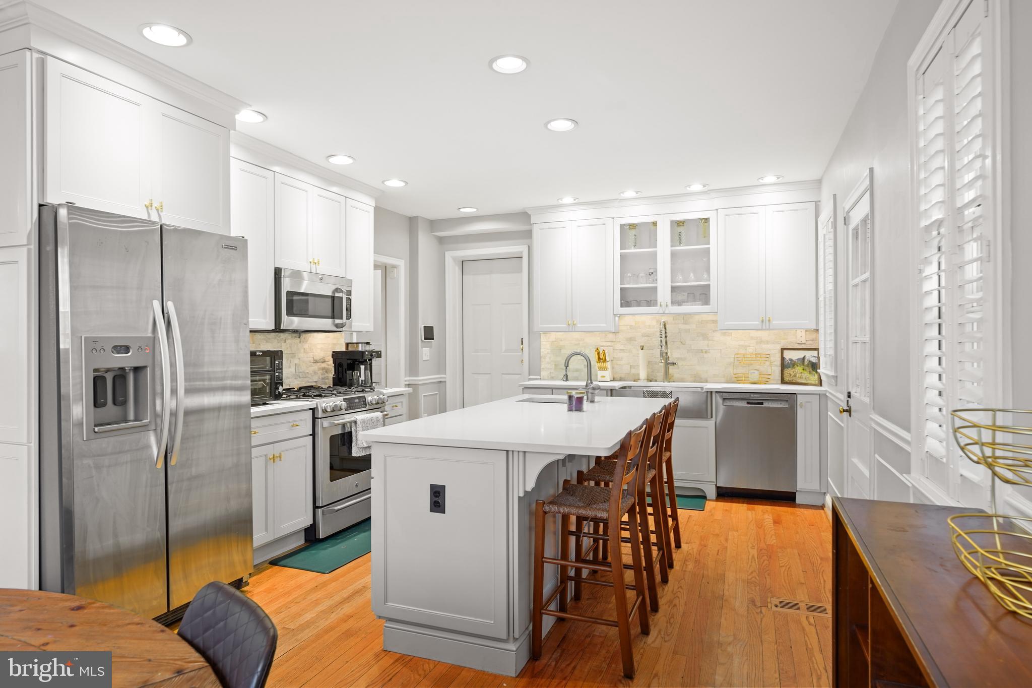 GREATER HOMELAND HISTORIC DISTRICT - Residential