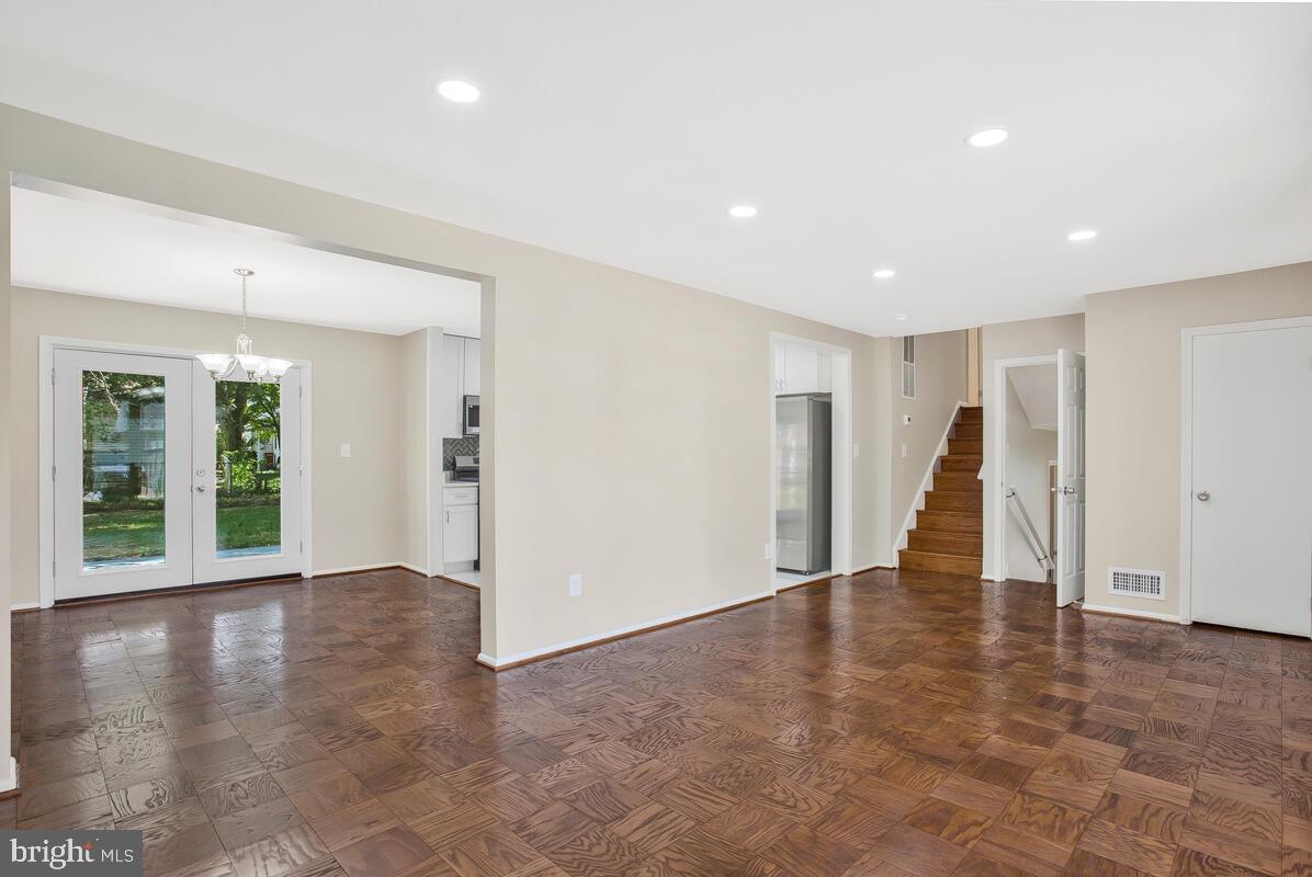 GREENBRIAR - Residential