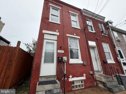 Townhouse For Sale - 2105 E Elkhart Street<br/> PHILADELPHIA, PA 19134