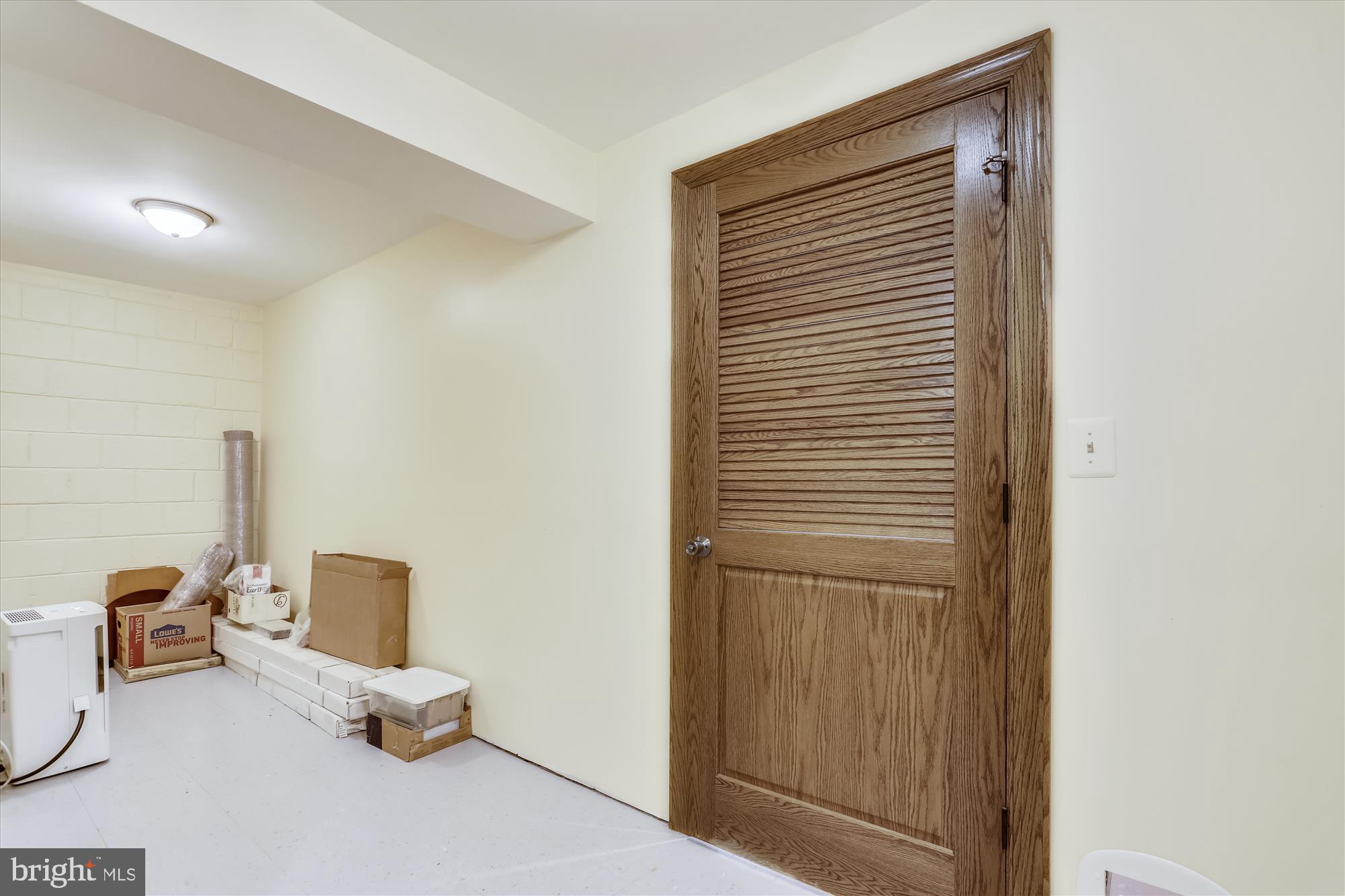 MERRIMACK PARK - Residential Lease