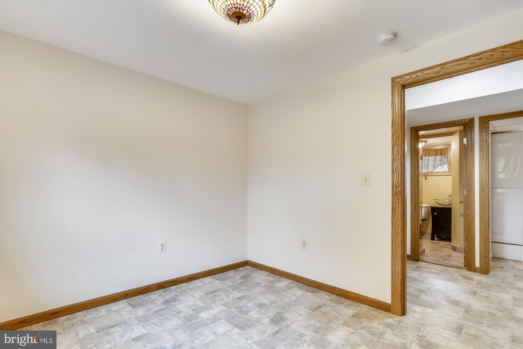 MERRIMACK PARK - Residential Lease