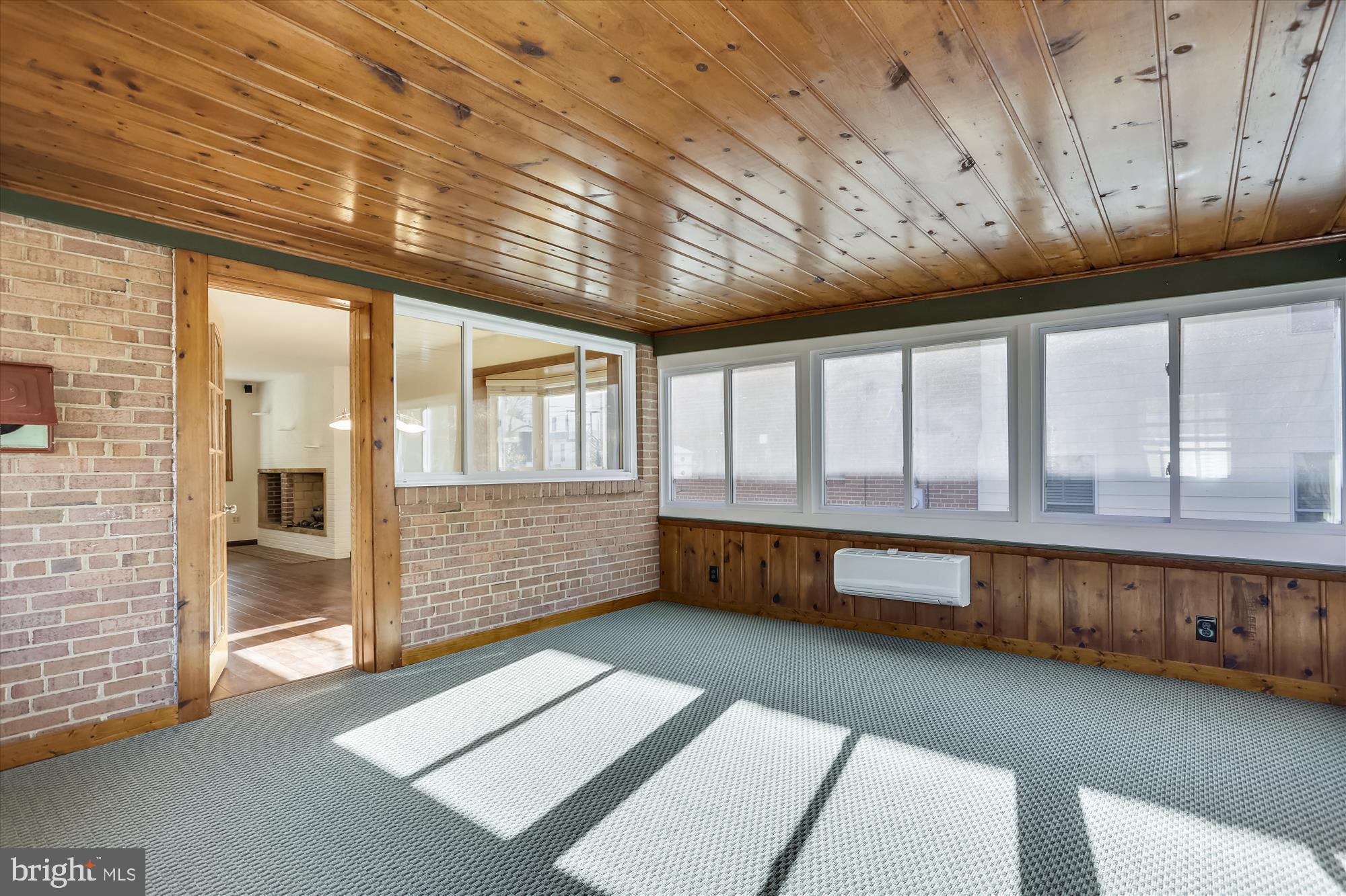 MERRIMACK PARK - Residential Lease