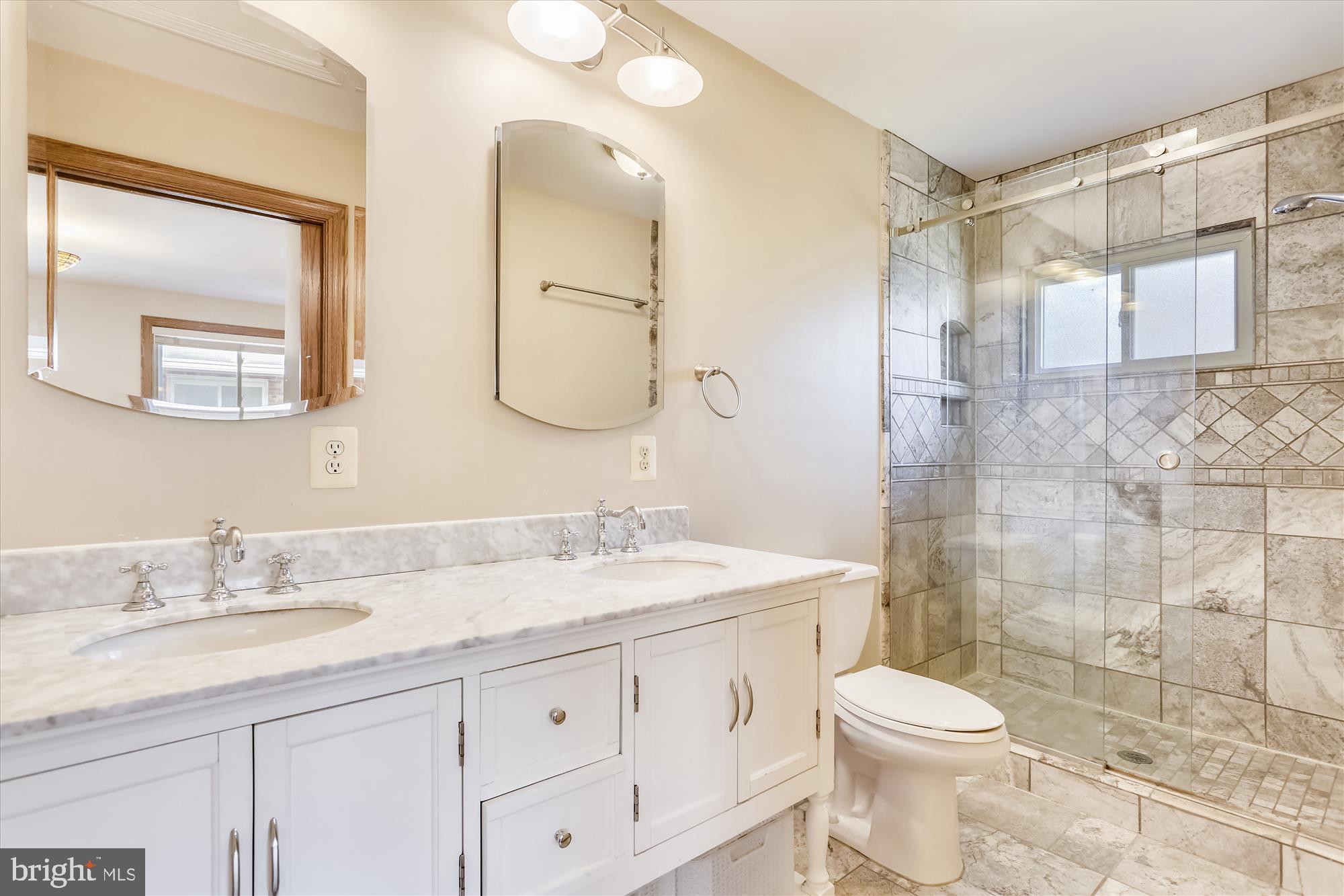 MERRIMACK PARK - Residential Lease