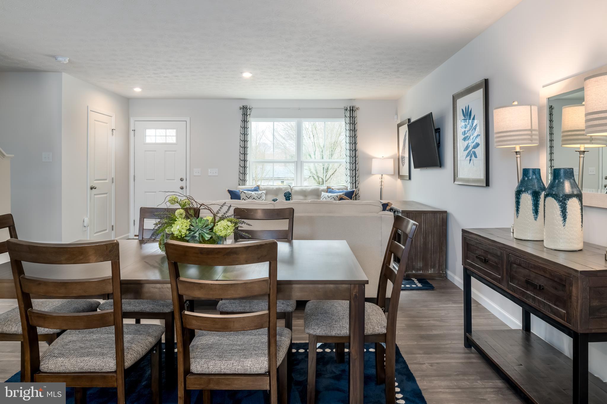 CARDINAL POINTE - Residential