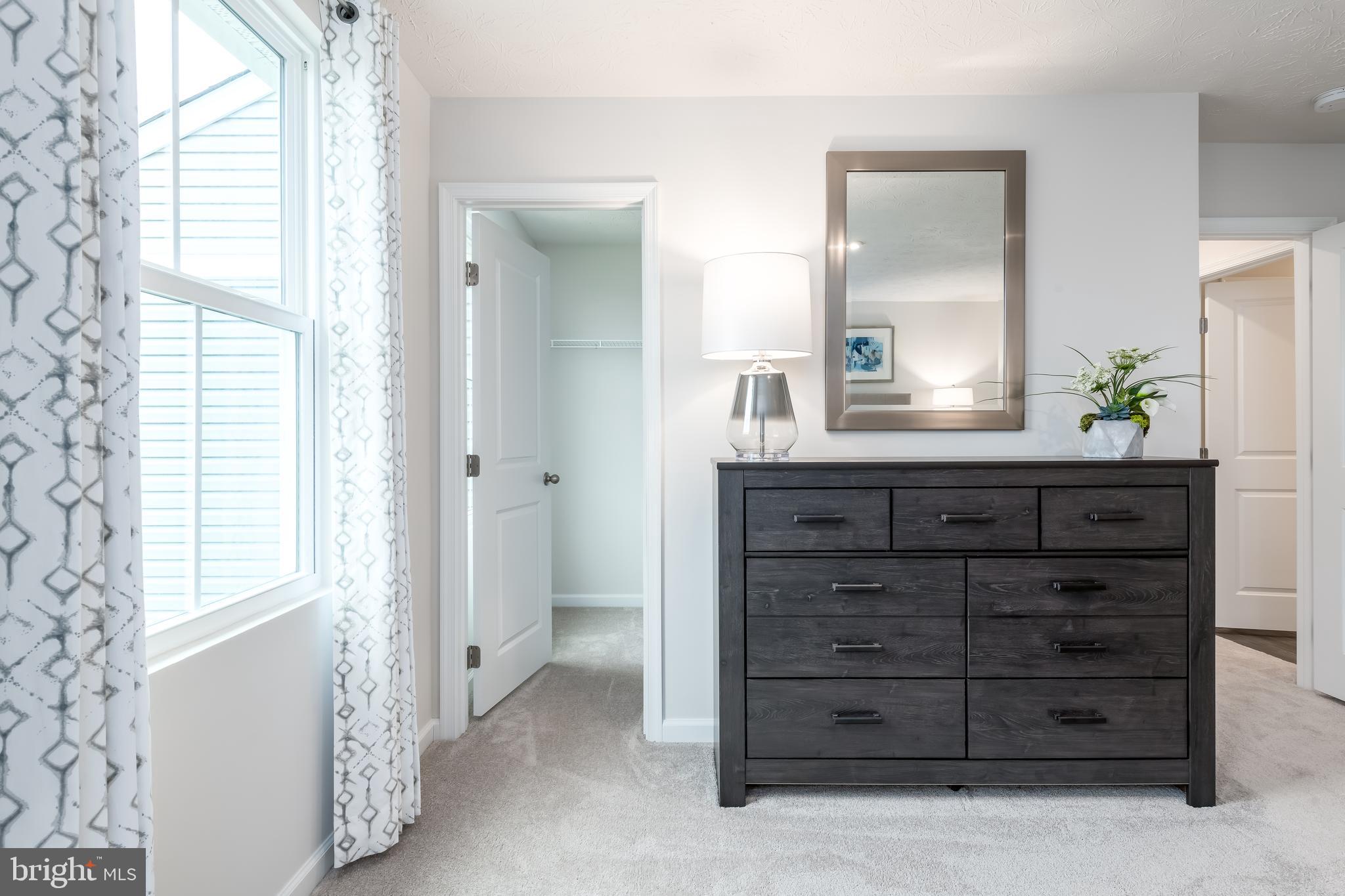 CARDINAL POINTE - Residential