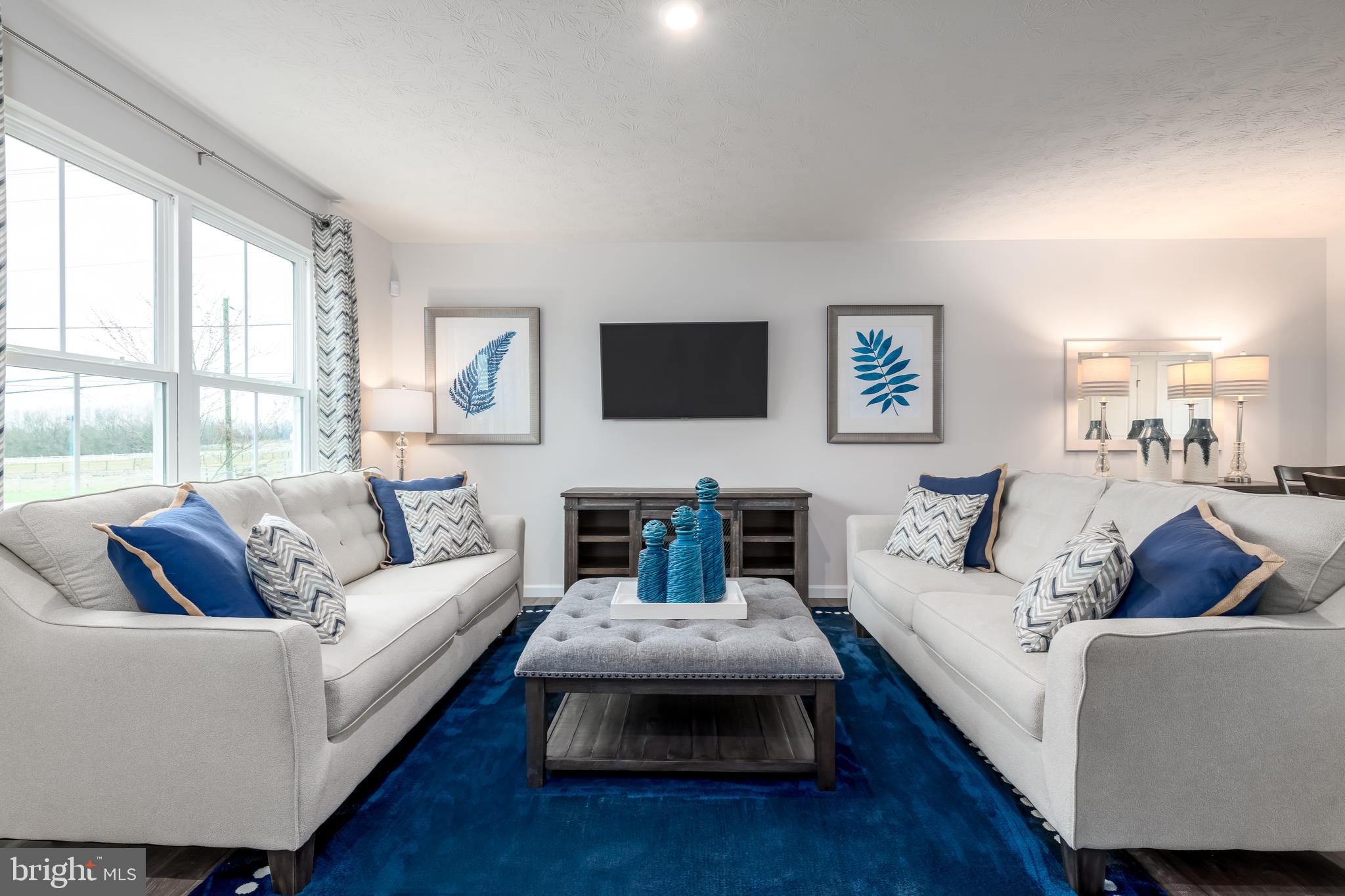 CARDINAL POINTE - Residential