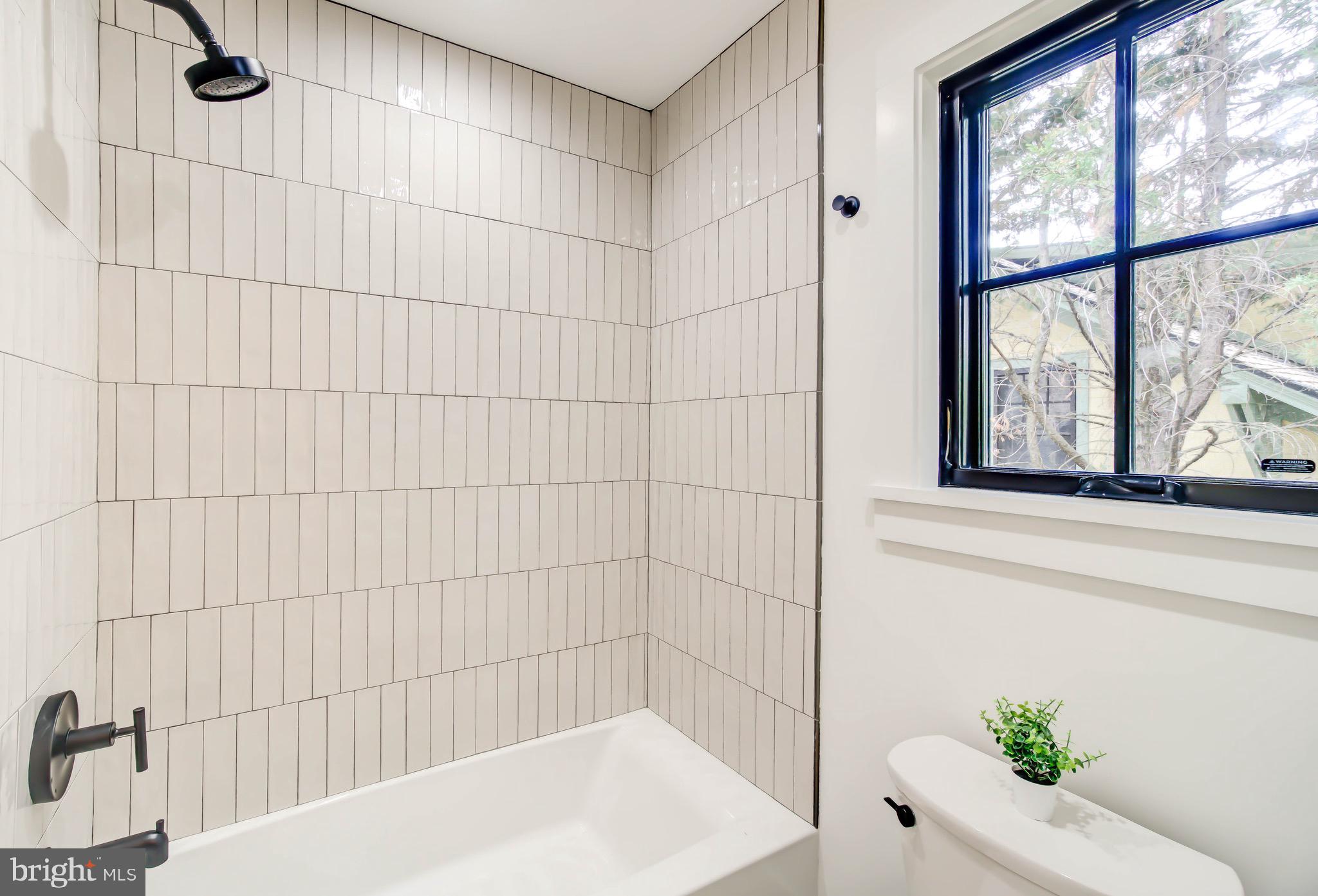 LYON PARK - Residential