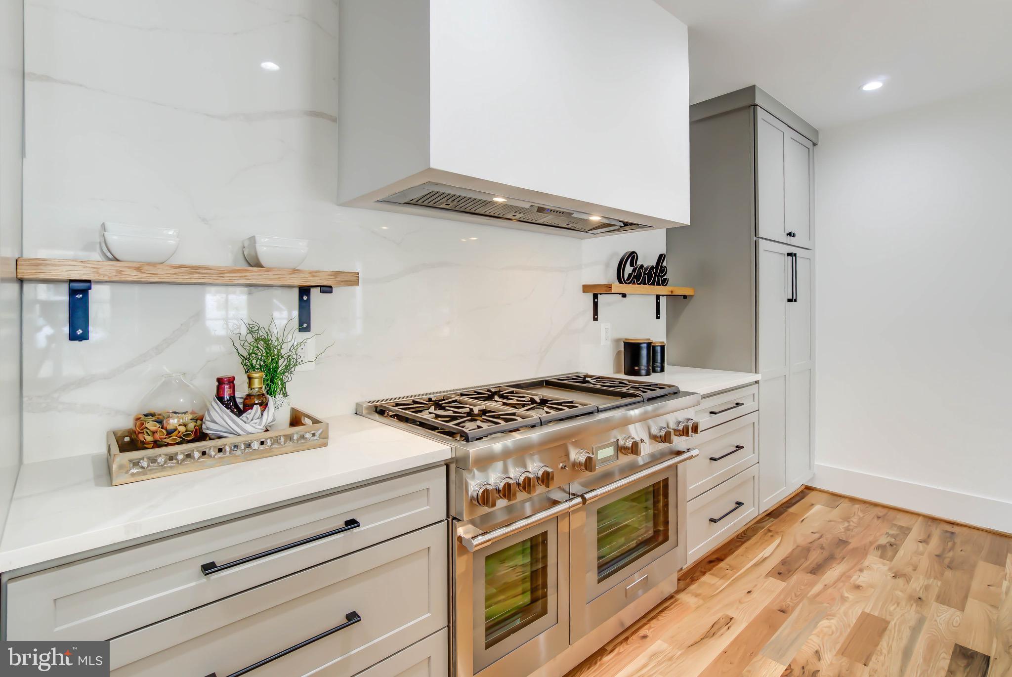 LYON PARK - Residential