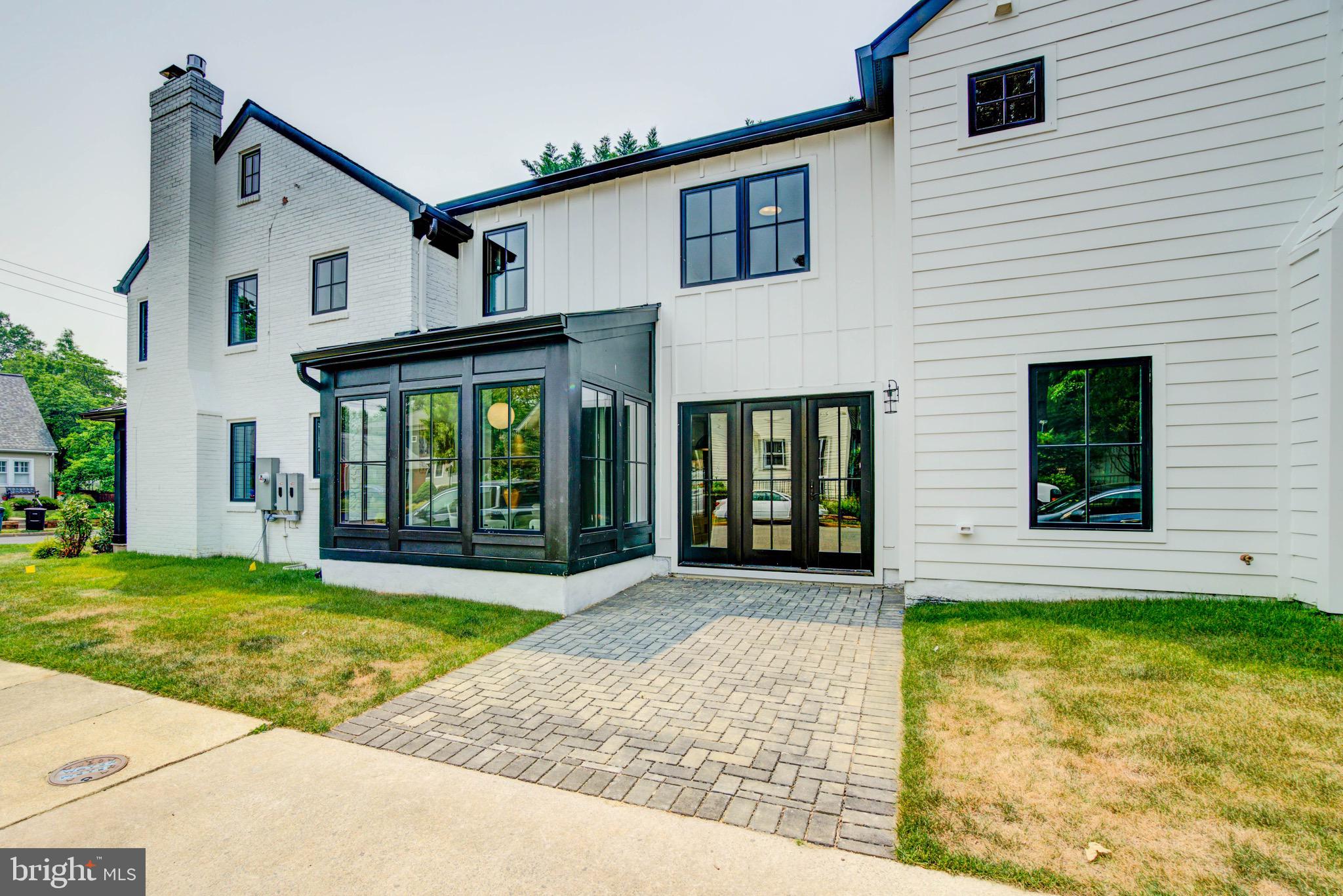 LYON PARK - Residential