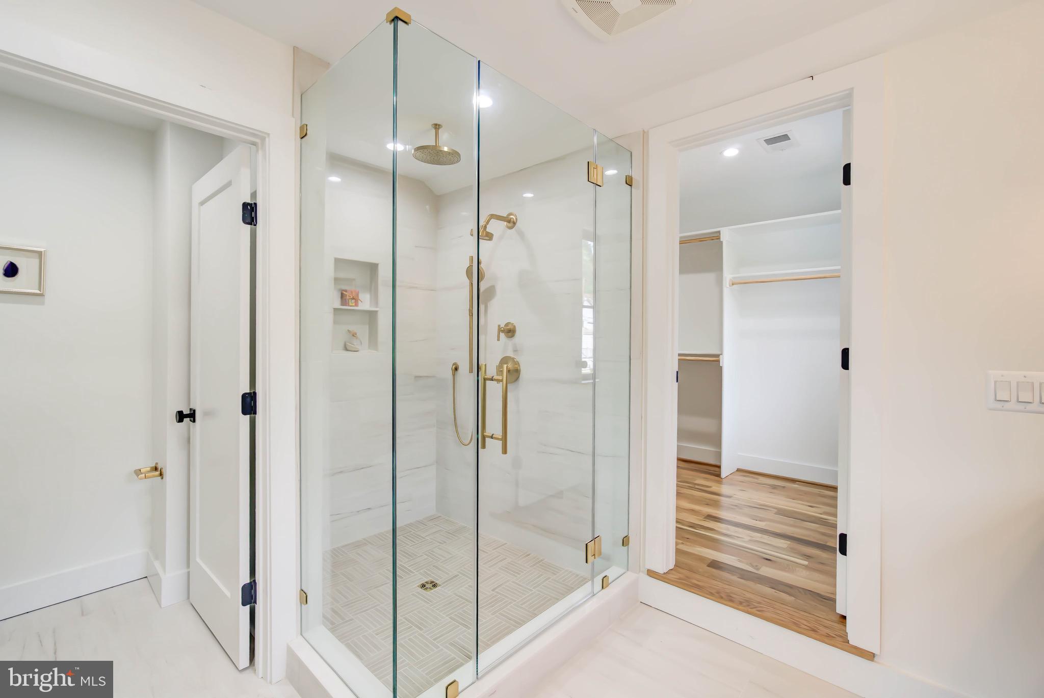 LYON PARK - Residential