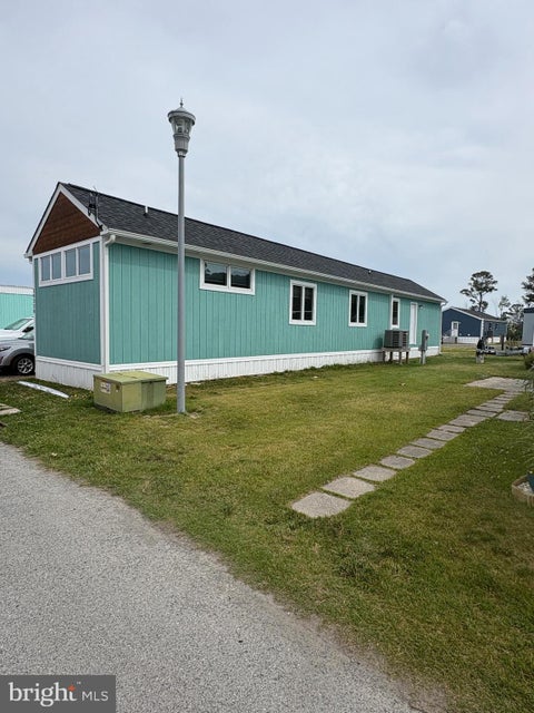 Mobile Home For Sale - 38228 Possum Road #LOT 193<br/> OCEAN VIEW, DE 19970
