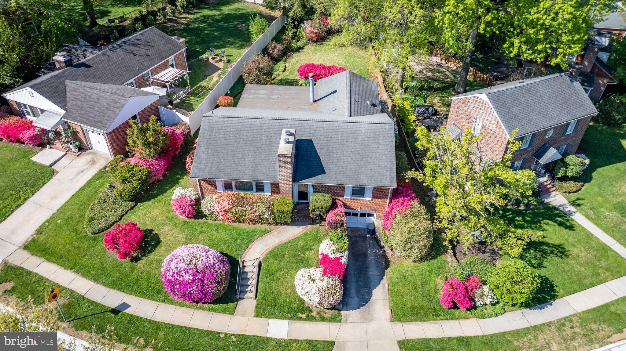 KNOLLWOOD - Residential