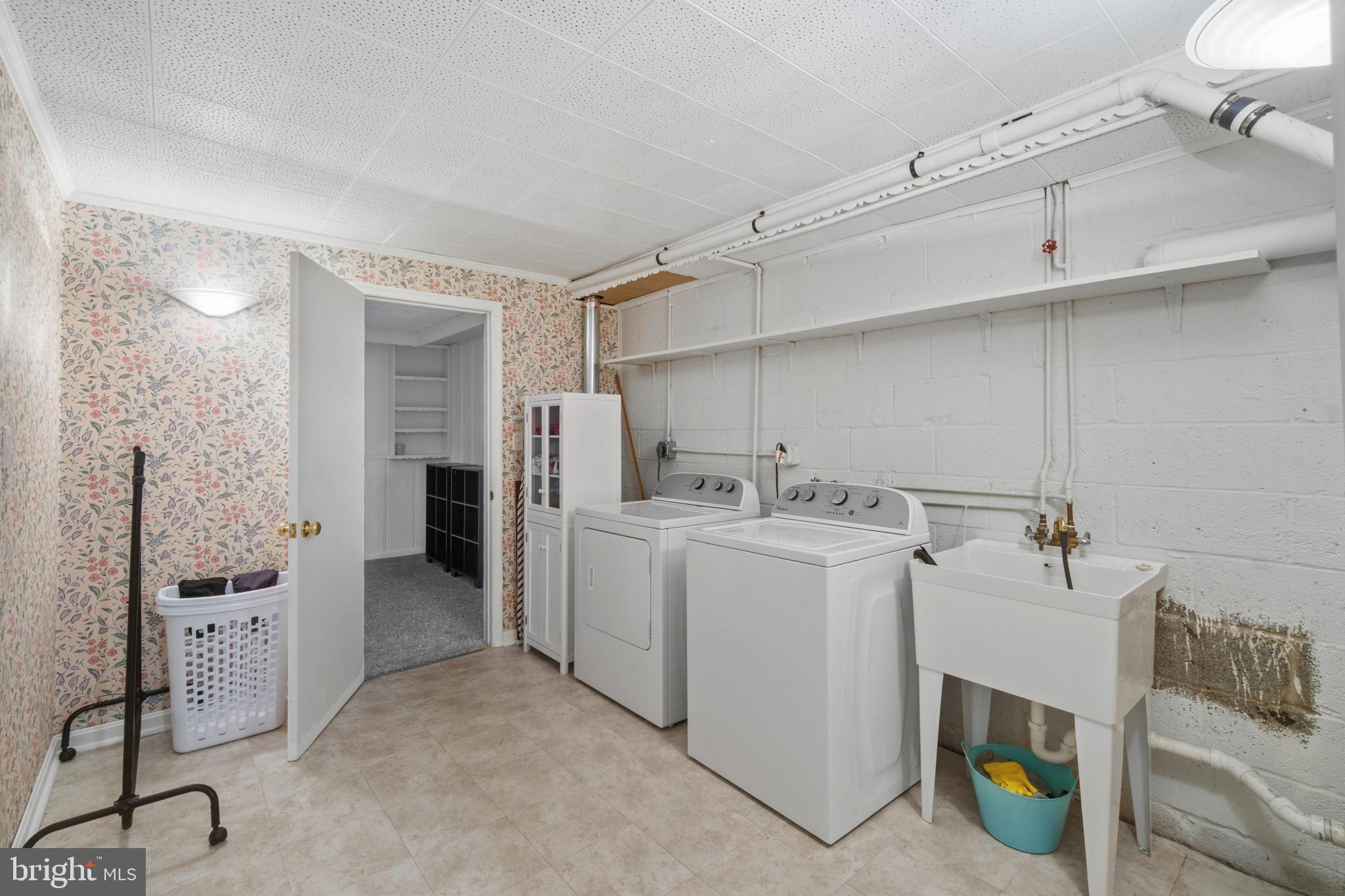 KNOLLWOOD - Residential