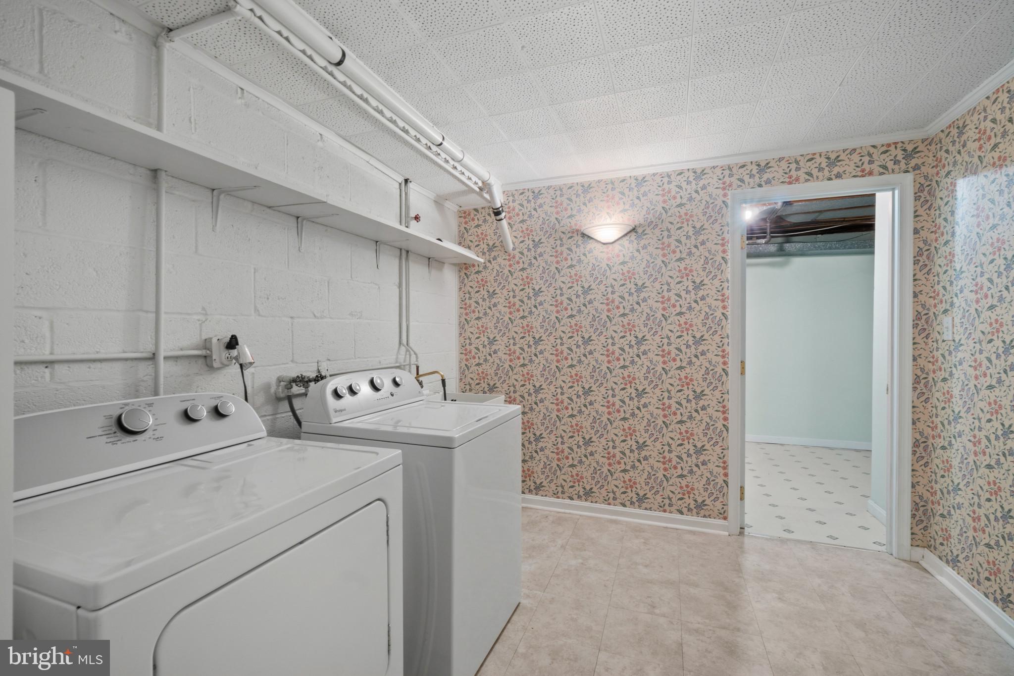 KNOLLWOOD - Residential