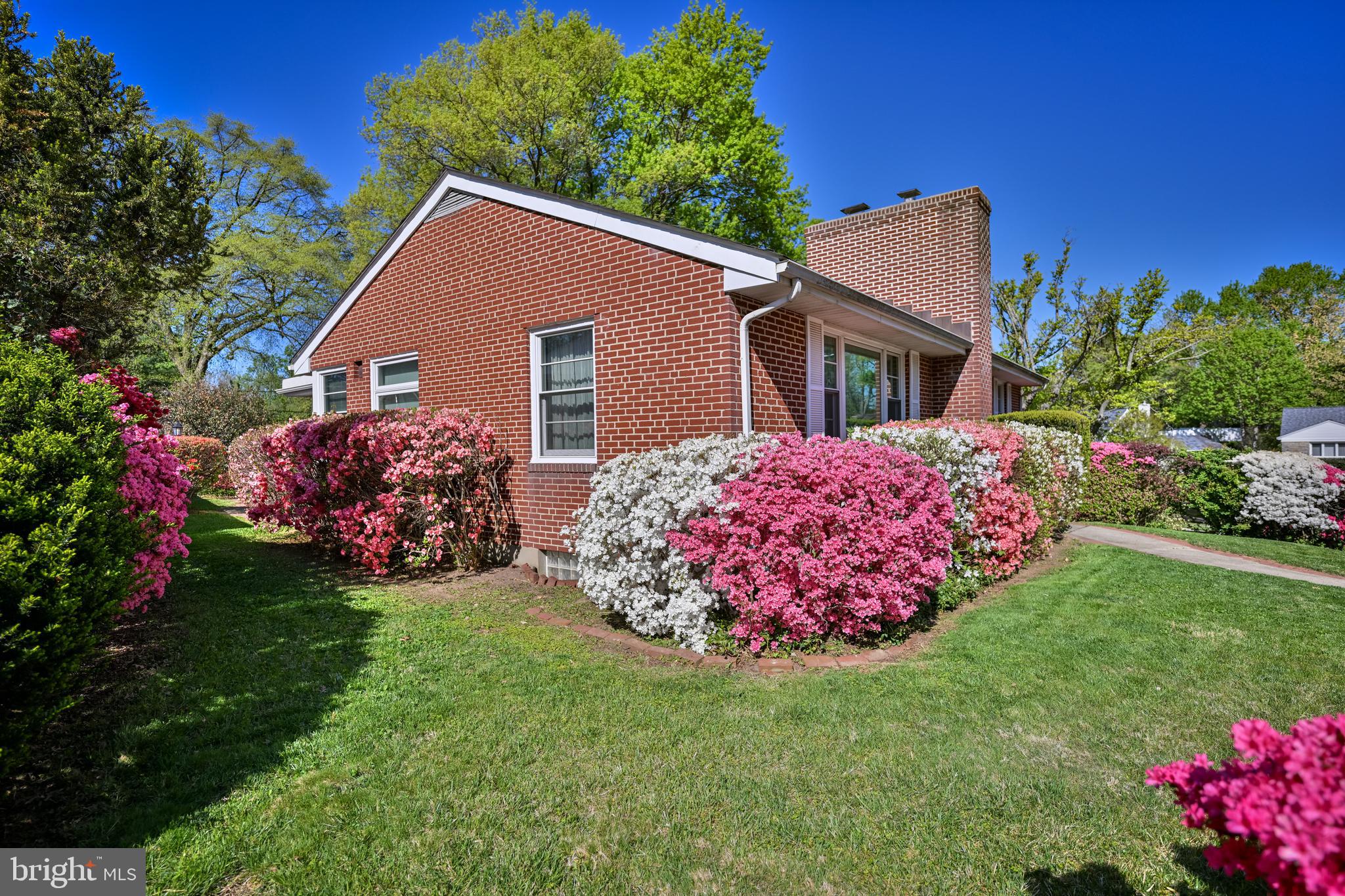 KNOLLWOOD - Residential