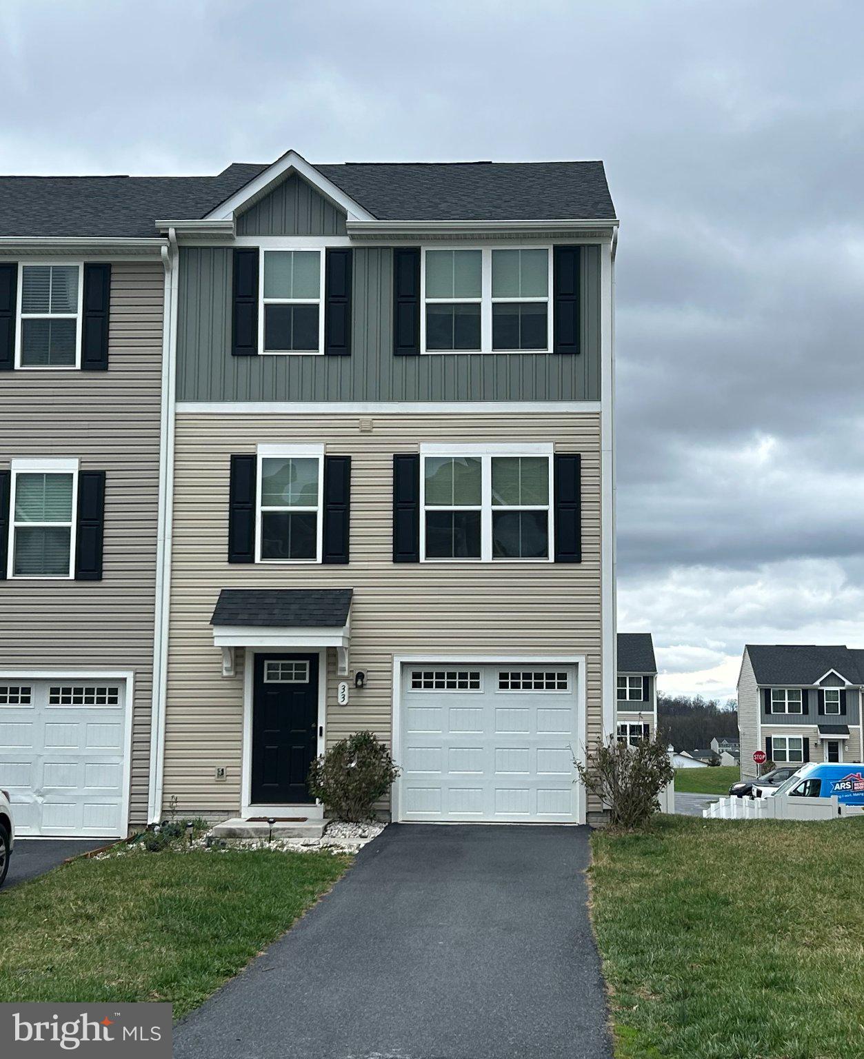STONECREST - Residential