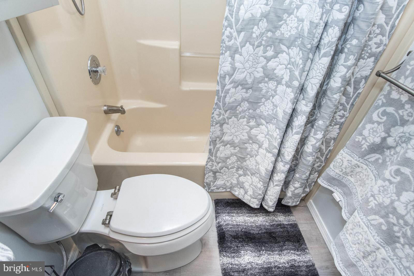 BUCKINGHAM SPRINGS - Residential