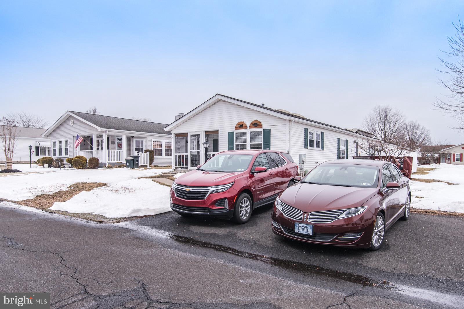 BUCKINGHAM SPRINGS - Residential