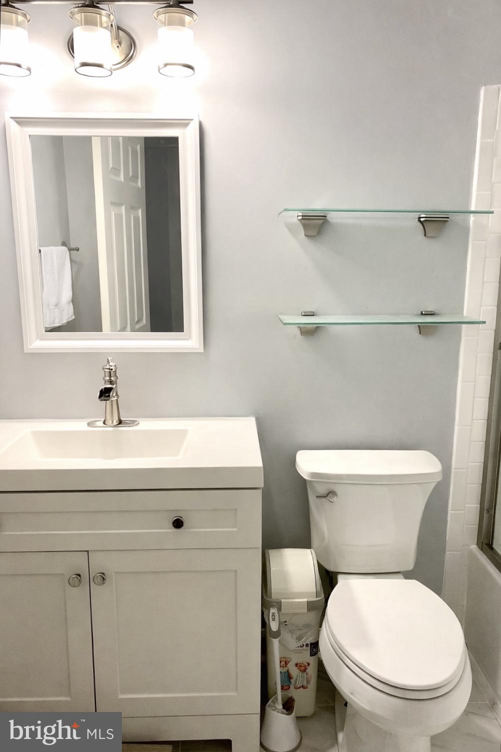 GUNNERS LAKE VILLAGE - Residential