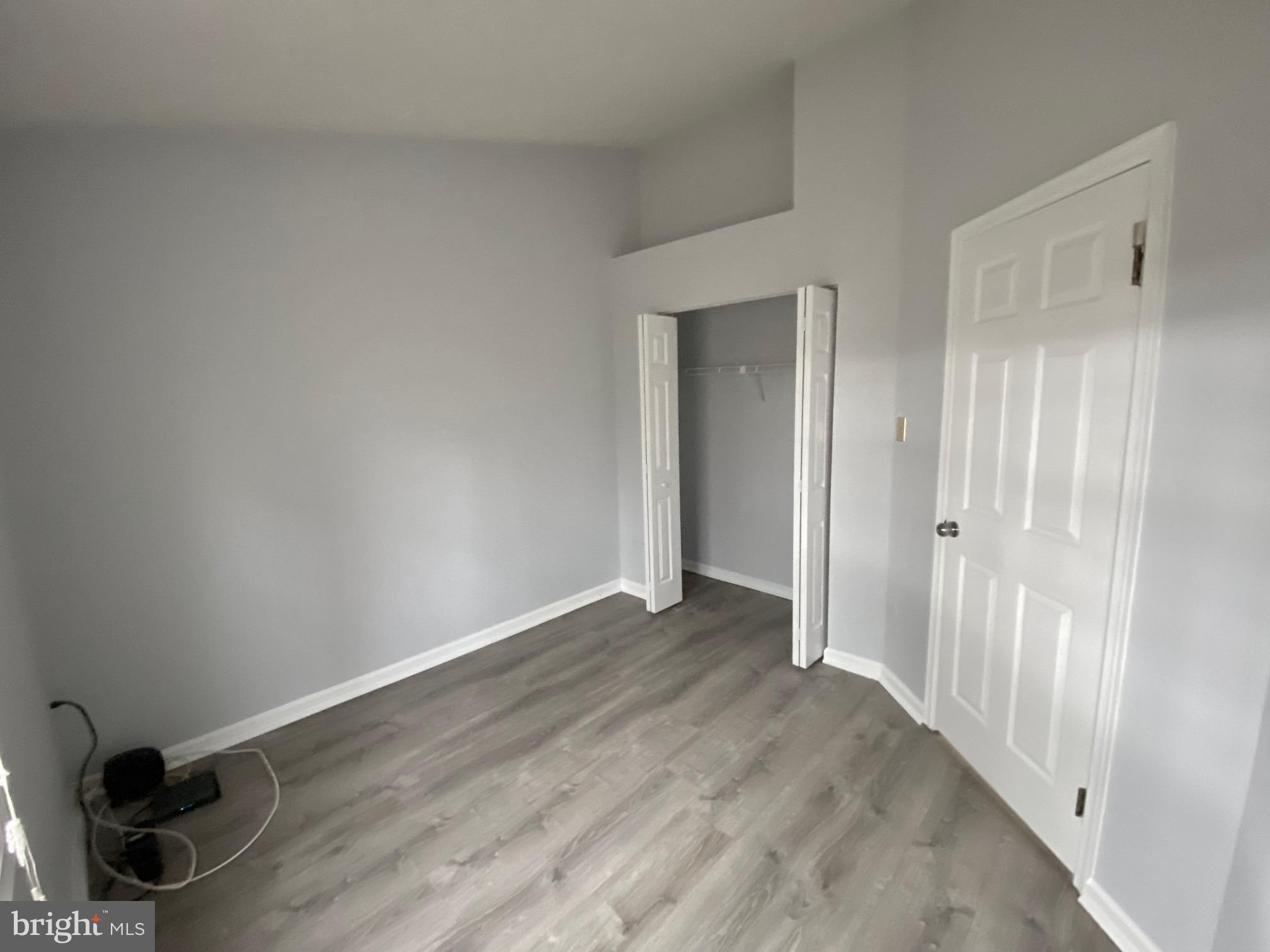 GUNNERS LAKE VILLAGE - Residential