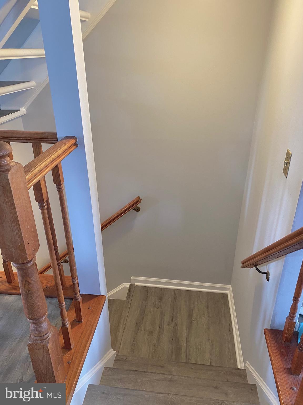 GUNNERS LAKE VILLAGE - Residential