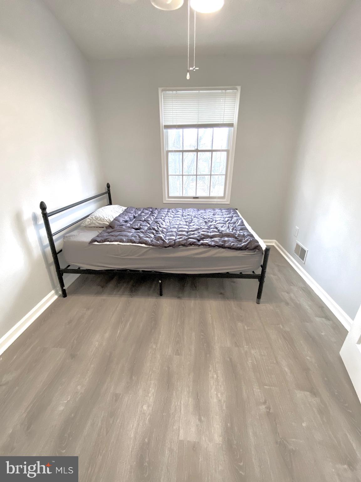 GUNNERS LAKE VILLAGE - Residential