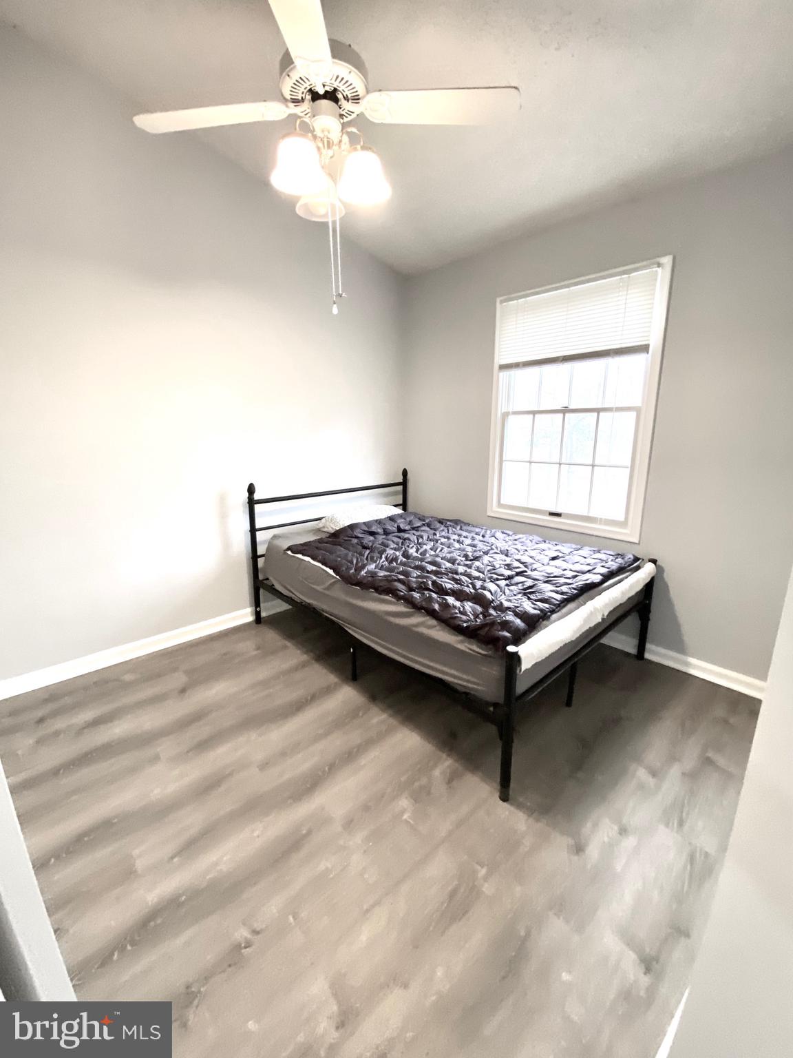 GUNNERS LAKE VILLAGE - Residential