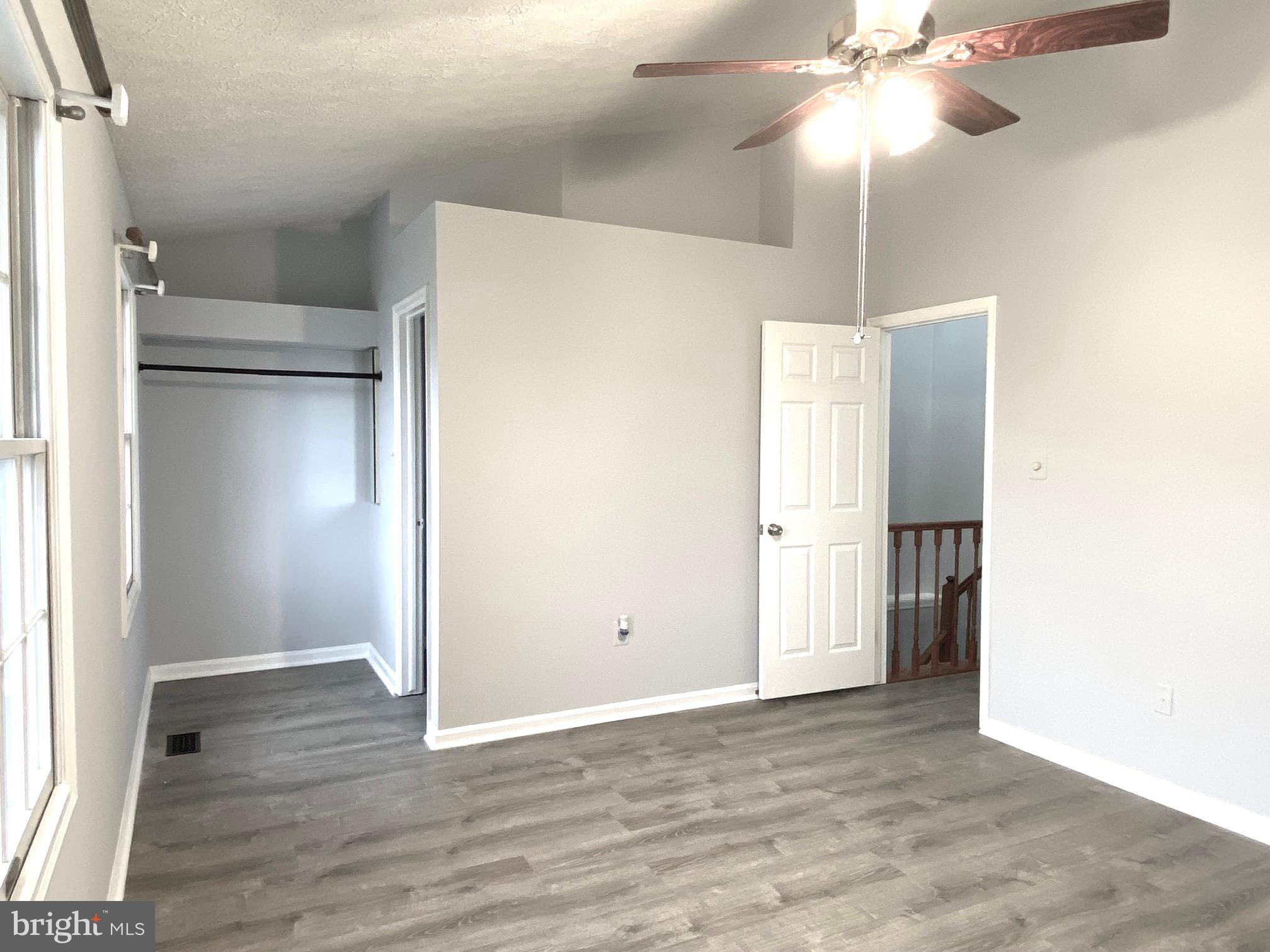 GUNNERS LAKE VILLAGE - Residential