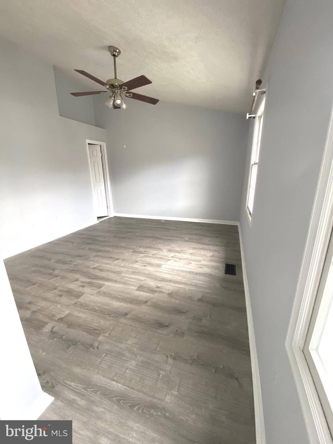 GUNNERS LAKE VILLAGE - Residential