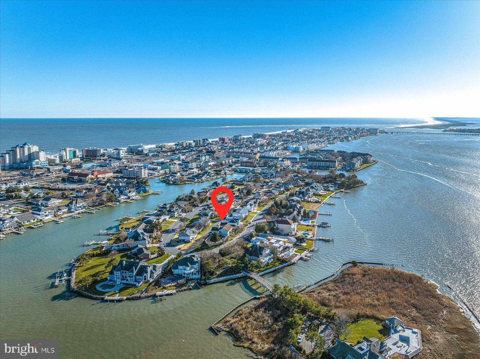 MALLARD ISLAND - Land