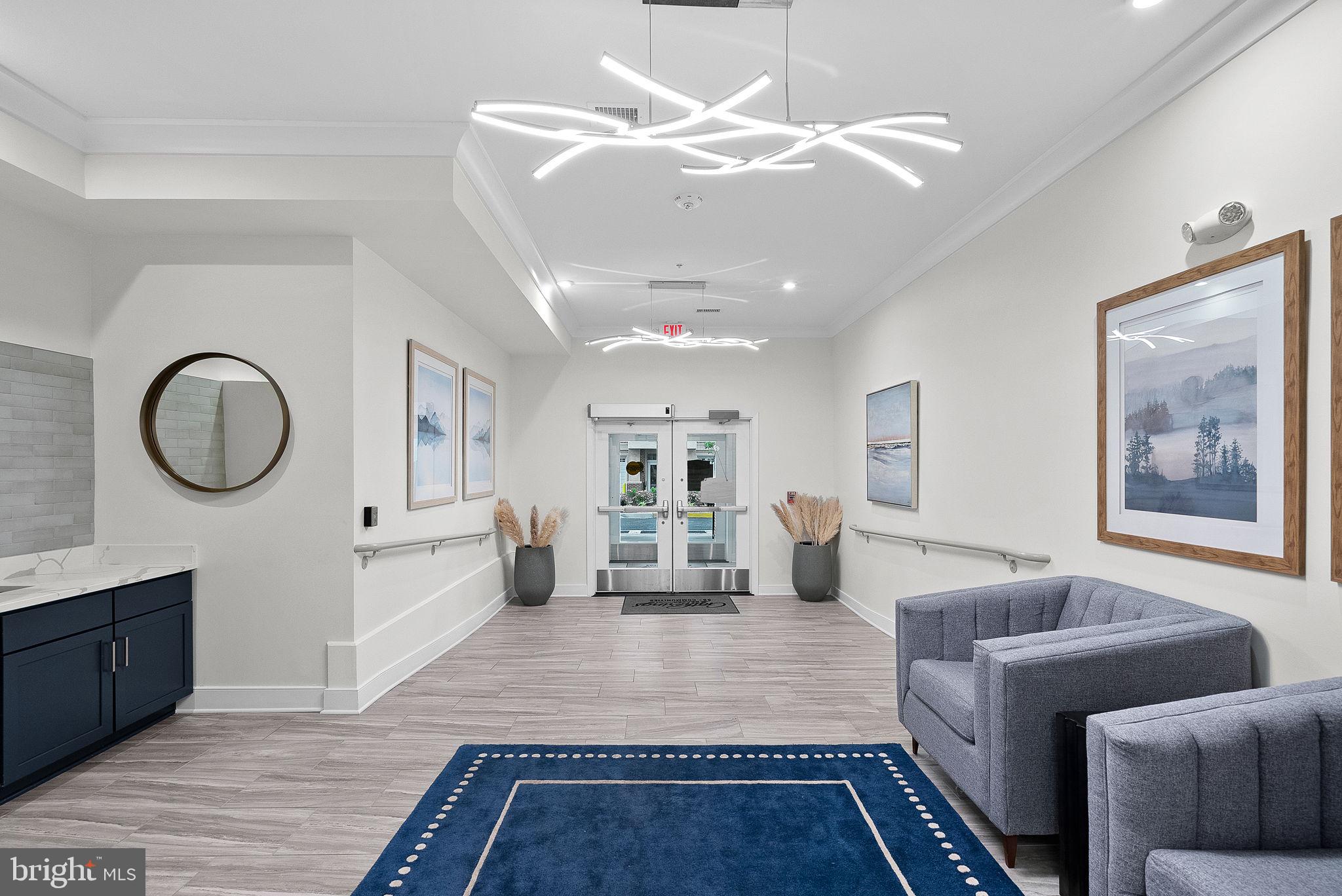 POTOMAC STATION MARKETPLACE - Residential