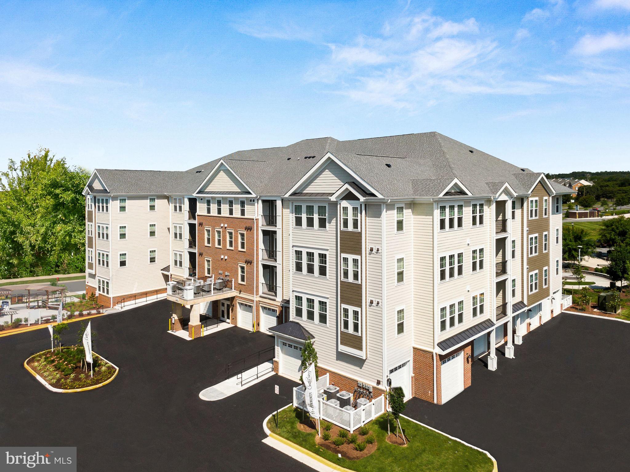 POTOMAC STATION MARKETPLACE - Residential