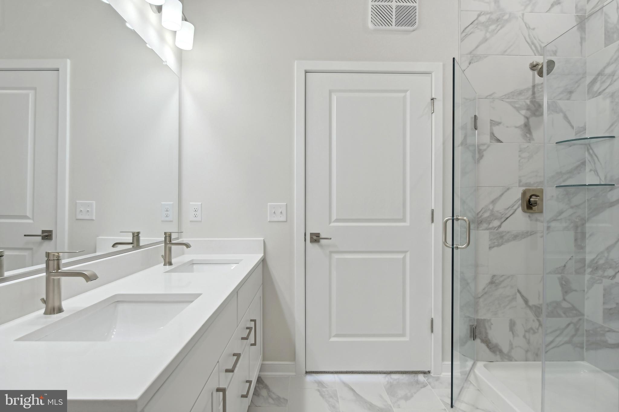 POTOMAC STATION MARKETPLACE - Residential