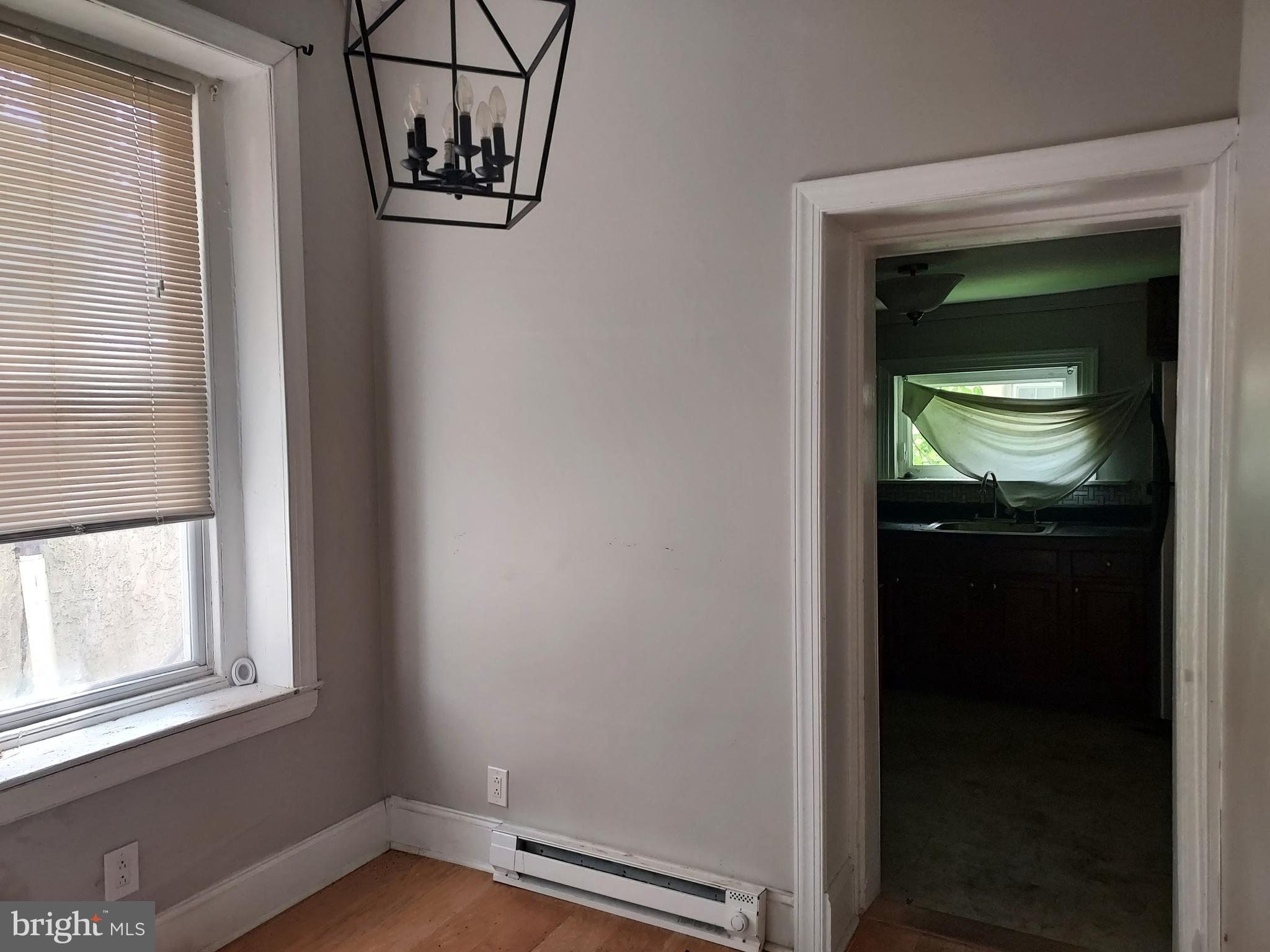 GERMANTOWN (WEST) - Commercial Sale