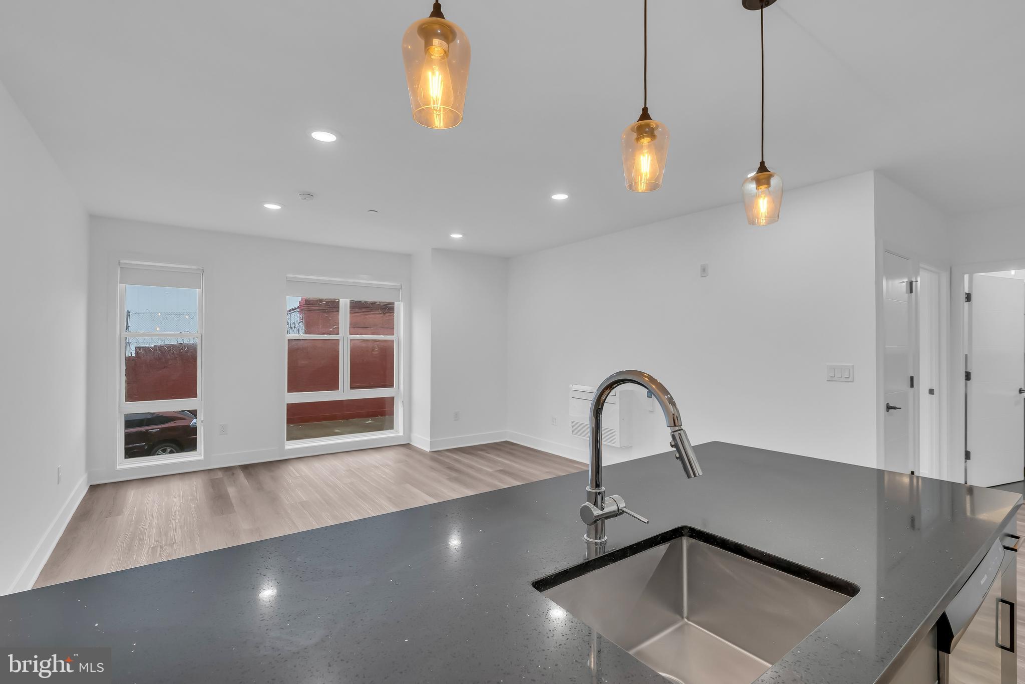 OLDE KENSINGTON - Residential Lease