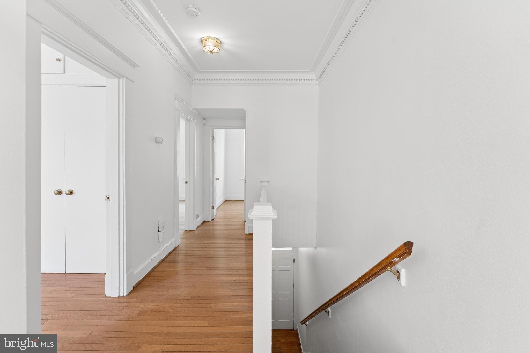 CAPITOL HILL - Residential Income