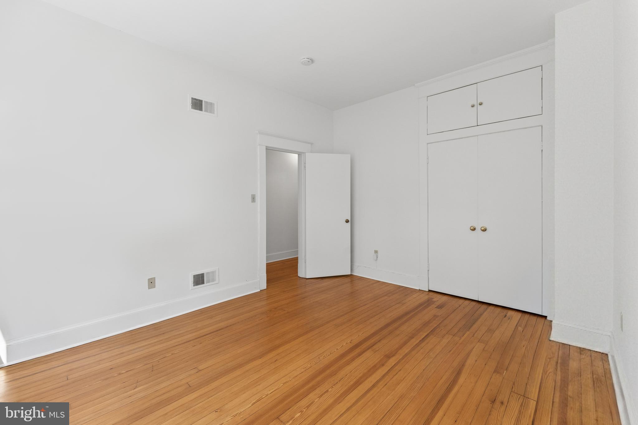 CAPITOL HILL - Residential Income