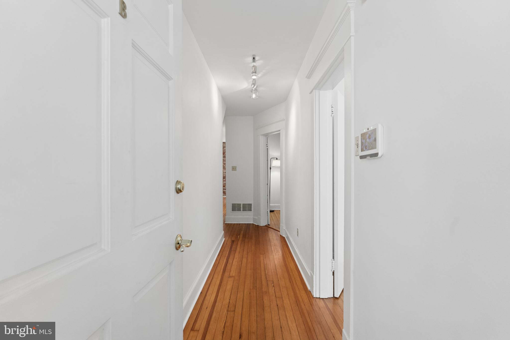 CAPITOL HILL - Residential Income